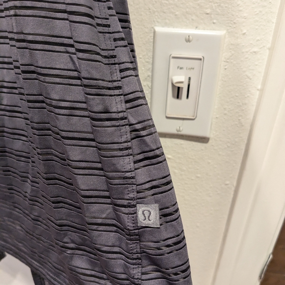 Lululemon Tanktop - Picture 2 of 5
